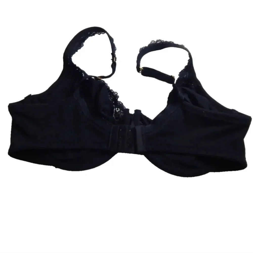 Soma Embraceable Unlined Lace Trim Bra